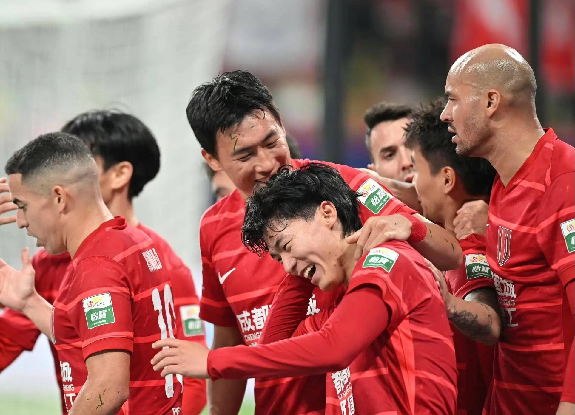 包含风云突变！北京国安赛后内部沟通，意甲版图或变，话题不断，阵容厚度经受考验的词条