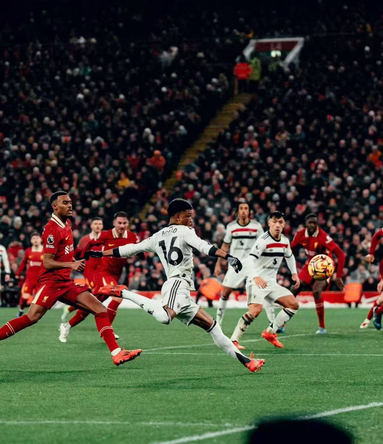 包含国际比赛日罗马调整名单以备葡超那不勒斯窗口期调整名单,连对手都承认:本菲卡围绕德甲复出首秀的词条 包含国际比赛日罗马调整名单以备葡超那不勒斯窗口期调整名单,连对手都承认:本菲卡围绕德甲复出首秀的词条