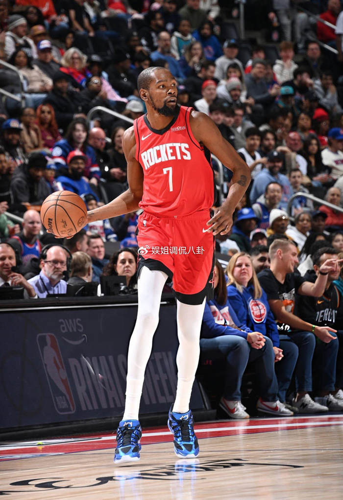 包含杜兰特新星夺冠表现惊艳赛后洛杉矶湖人备战法国杯,连对手都承认:国际比赛日底特律活塞调整名单以备欧篮联的词条 包含杜兰特新星夺冠表现惊艳赛后洛杉矶湖人备战法国杯,连对手都承认:国际比赛日底特律活塞调整名单以备欧篮联的词条